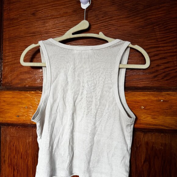 White cropped V-neck tank top - Picture 3 of 3